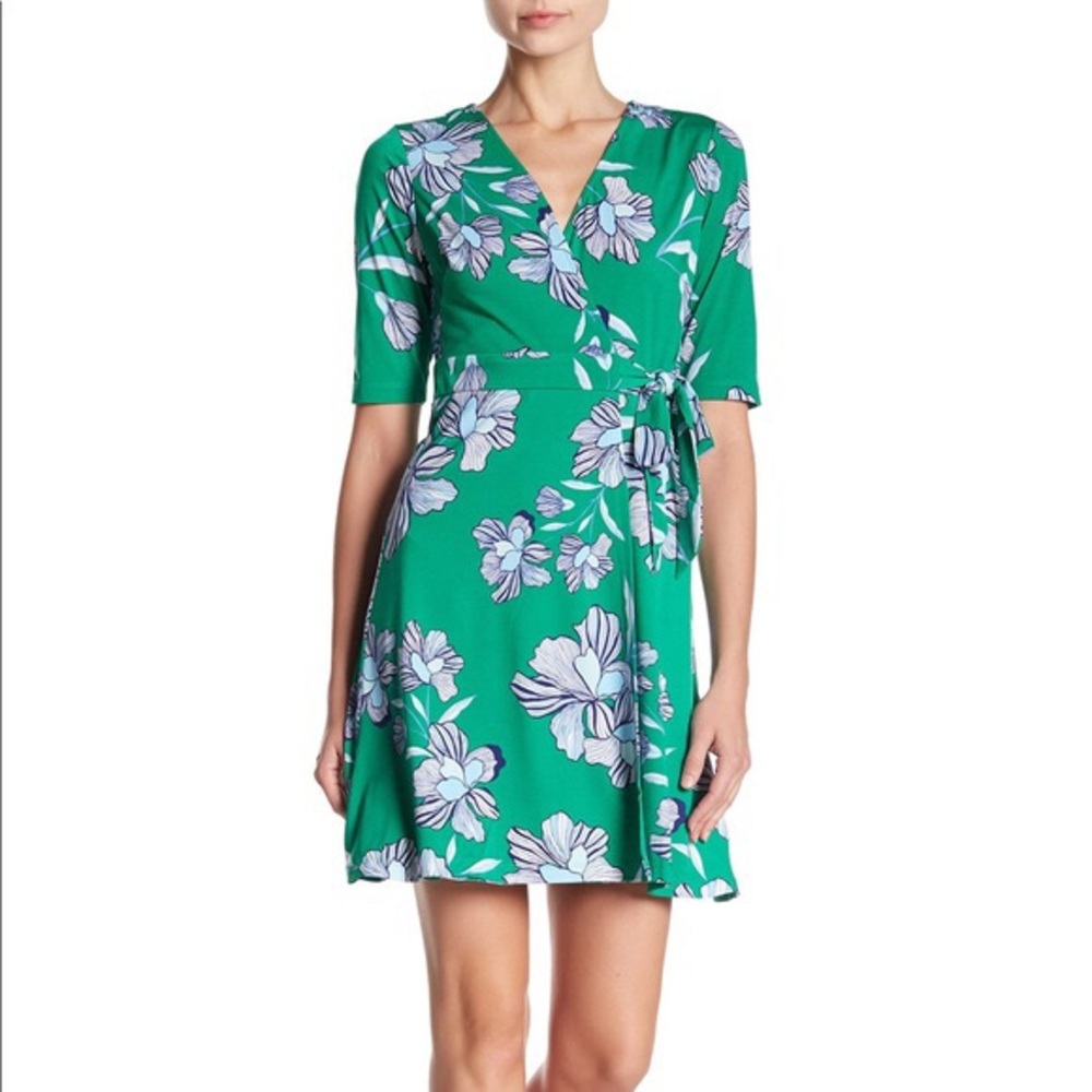 Vince Camuto Green Floral Wrap Dress